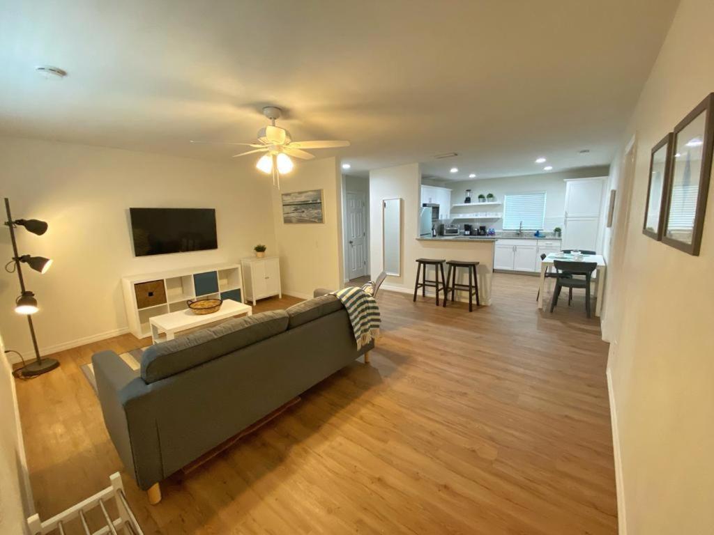 *New*Sunshine Gorgeous- 3Bd/2Ba -Private Backyard! Villa Port Orange Exterior photo
